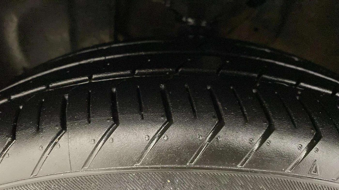 2024 Maruti Celerio ZXI PLUS AGS, Petrol, Automatic, 10,313 km, Left Front Tyre Tread