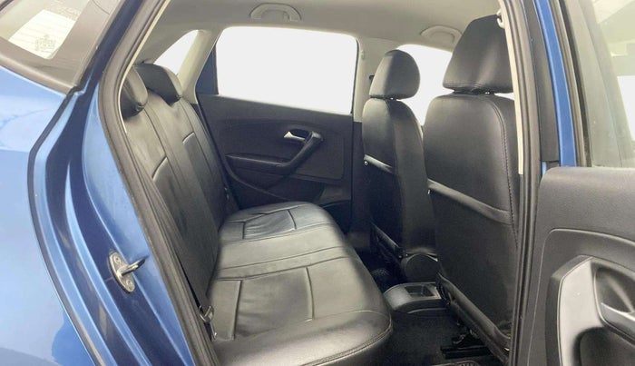 2017 Volkswagen Polo COMFORTLINE 1.2L, Petrol, Manual, 11,881 km, Right Side Rear Door Cabin