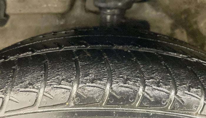 2016 Maruti Celerio VXI AMT, Petrol, Automatic, 20,344 km, Left Front Tyre Tread