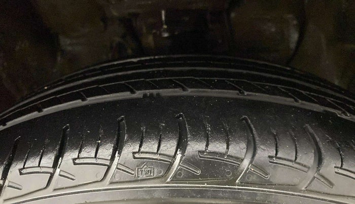 2018 Hyundai Elite i20 ASTA 1.2, Petrol, Manual, 18,980 km, Right Front Tyre Tread