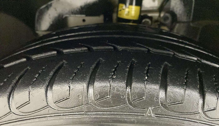2019 Ford Ecosport TITANIUM + 1.5L PETROL AT, Petrol, Automatic, 18,471 km, Left Front Tyre Tread