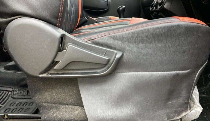 2020 Maruti S PRESSO VXI, Petrol, Manual, 27,213 km, Driver Side Adjustment Panel