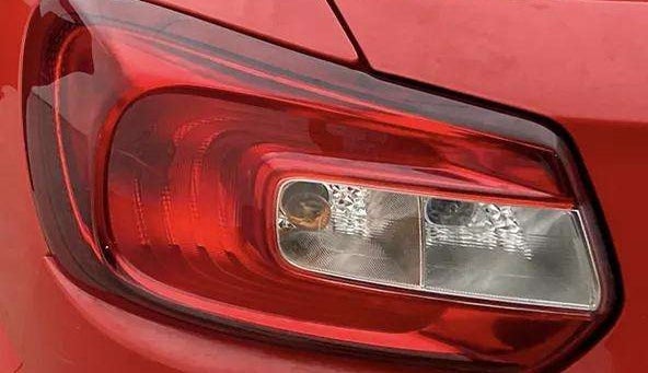 2020 Maruti S PRESSO VXI, Petrol, Manual, 27,213 km, Left tail light - Minor damage