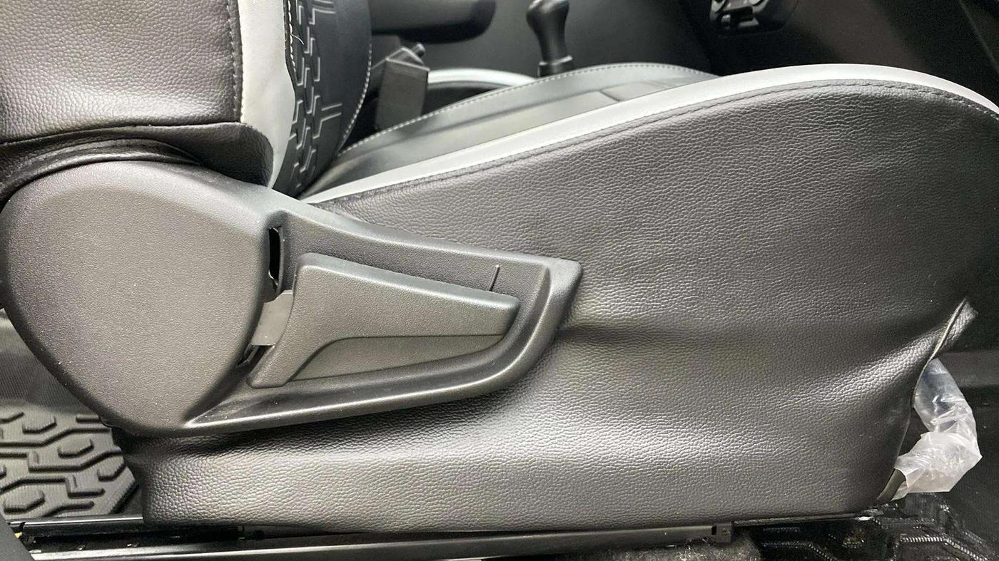 2023 Maruti Alto K10 VXI PLUS, Petrol, Manual, 4,666 km, Driver Side Adjustment Panel