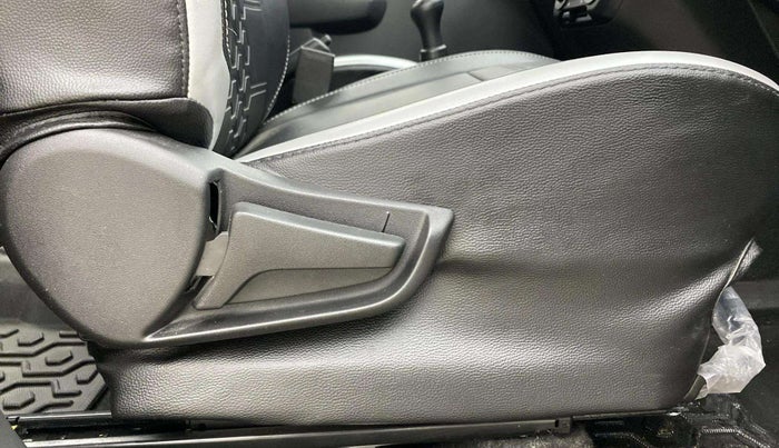 2023 Maruti Alto K10 VXI PLUS, Petrol, Manual, 4,638 km, Driver Side Adjustment Panel