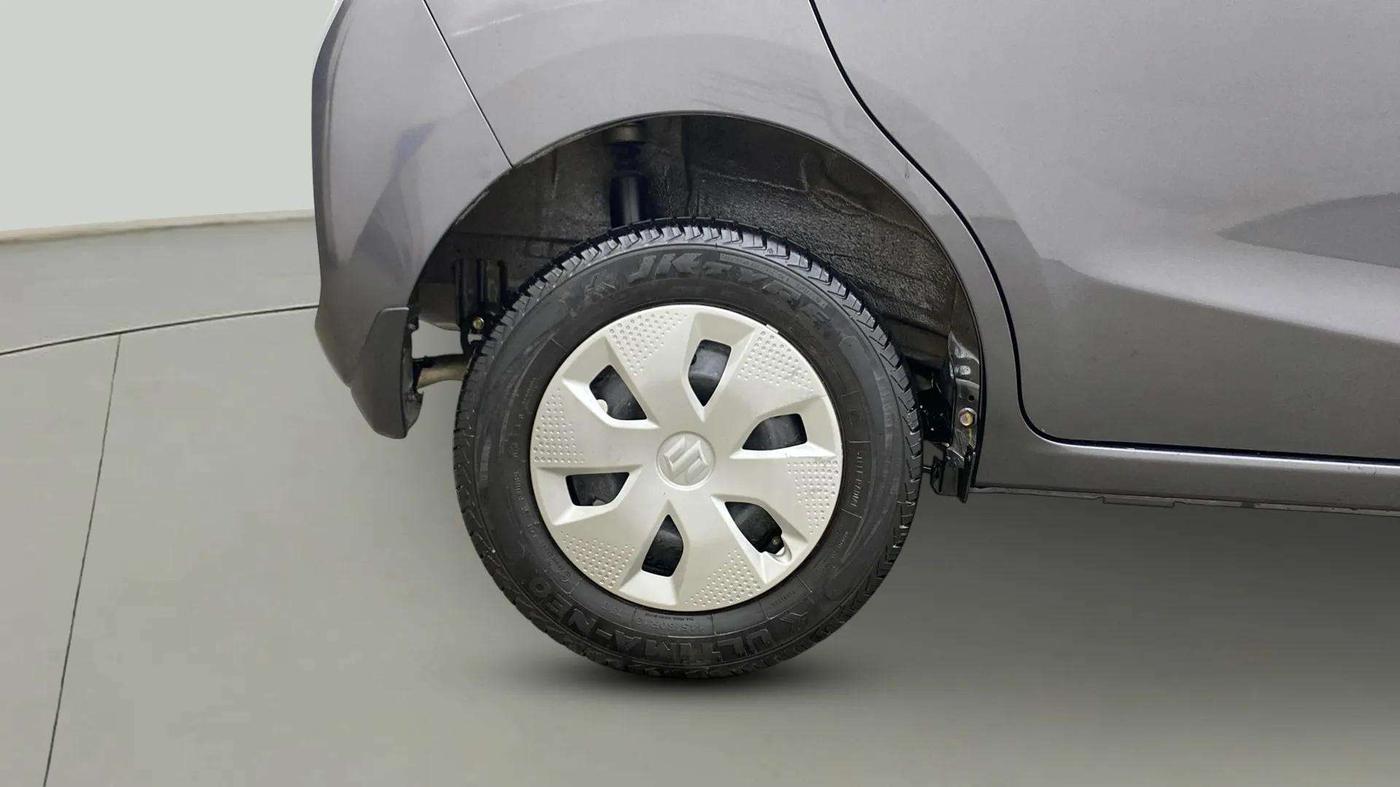 2023 Maruti Alto K10 VXI PLUS, Petrol, Manual, 4,666 km, Right Rear Wheel