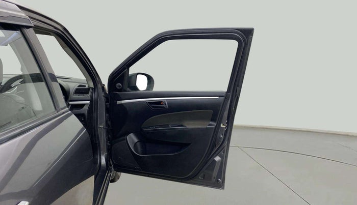 2016 Maruti Swift LXI (O), Petrol, Manual, 75,818 km, RHS Front Door