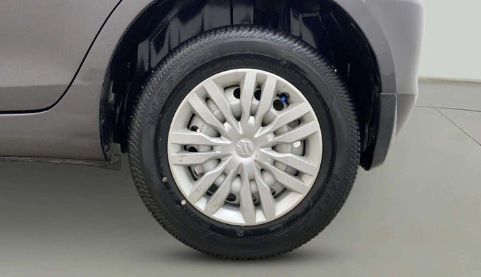2016 Maruti Swift LXI (O), Petrol, Manual, 75,818 km, Left Rear Wheel