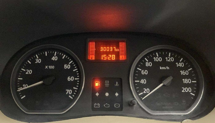 2014 Nissan Terrano XV D THP PREMIUM 110 PS, Diesel, Manual, 30,029 km, Odometer Image
