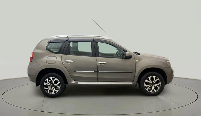 2014 Nissan Terrano XV D THP PREMIUM 110 PS, Diesel, Manual, 30,029 km, Right Side View