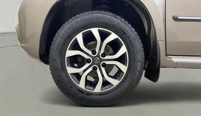 2014 Nissan Terrano XV D THP PREMIUM 110 PS, Diesel, Manual, 30,029 km, Left Front Wheel
