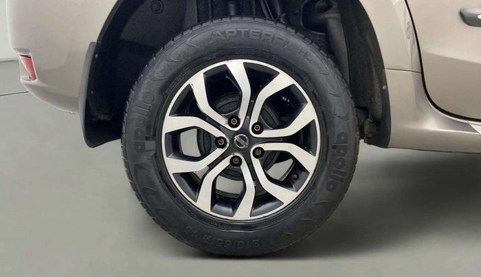 2014 Nissan Terrano XV D THP PREMIUM 110 PS, Diesel, Manual, 30,029 km, Right Rear Wheel