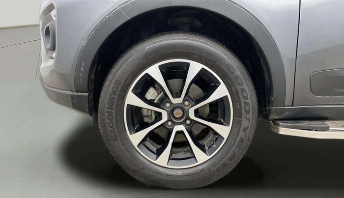 2021 Tata NEXON XZA PLUS SUNROOF PETROL, Petrol, Automatic, 23,780 km, Left Front Wheel