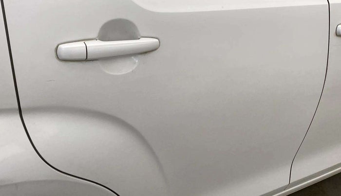 2017 Maruti IGNIS SIGMA 1.2, Petrol, Manual, 38,771 km, Right rear door - Minor scratches