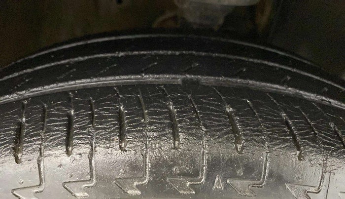 2017 Maruti IGNIS SIGMA 1.2, Petrol, Manual, 38,771 km, Right Front Tyre Tread