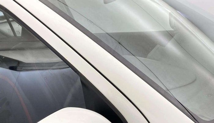 2017 Maruti IGNIS SIGMA 1.2, Petrol, Manual, 38,771 km, Right A pillar - Paint is slightly faded