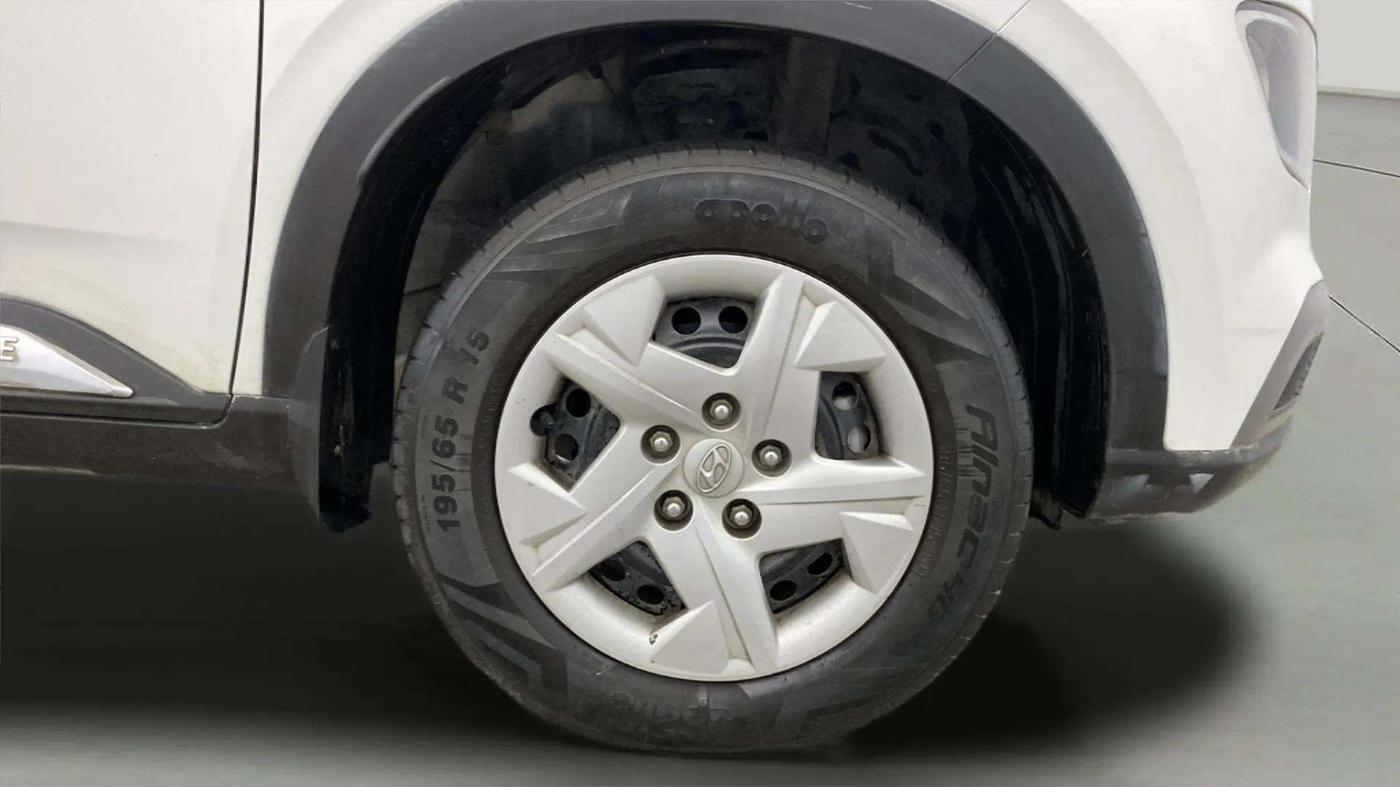 2019 Hyundai VENUE S 1.0 TURBO DCT, Petrol, Automatic, 123 km, Right Front Wheel