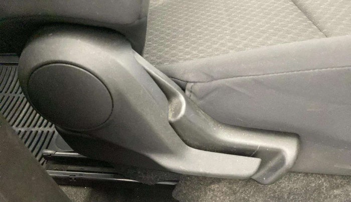 2022 Maruti Celerio LXI, Petrol, Manual, 21,125 km, Driver Side Adjustment Panel