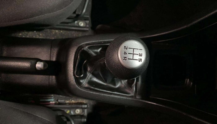 2017 Maruti Swift VXI, Petrol, Manual, 46,687 km, Gear Lever