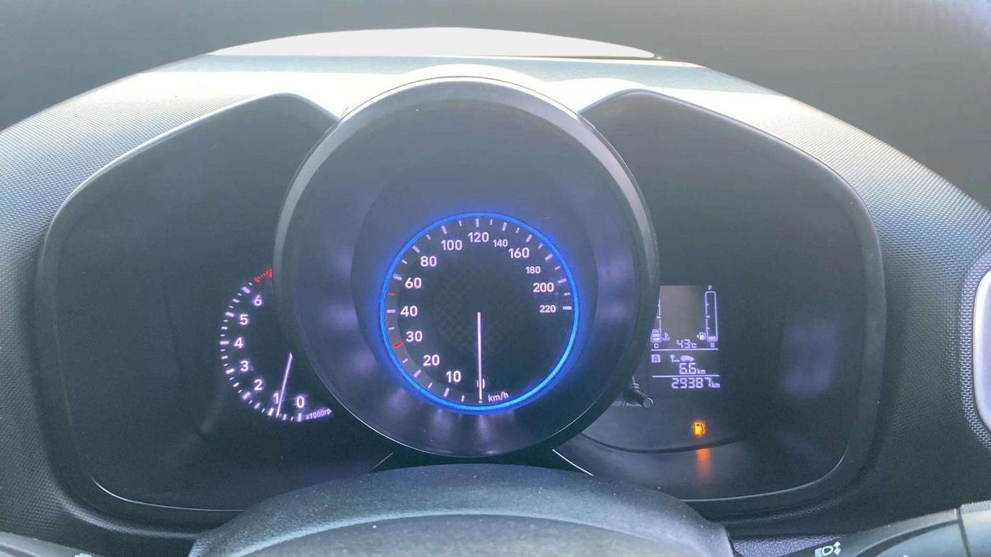 2021 Hyundai VENUE S 1.2, Petrol, Manual, 29,446 km, Odometer Image