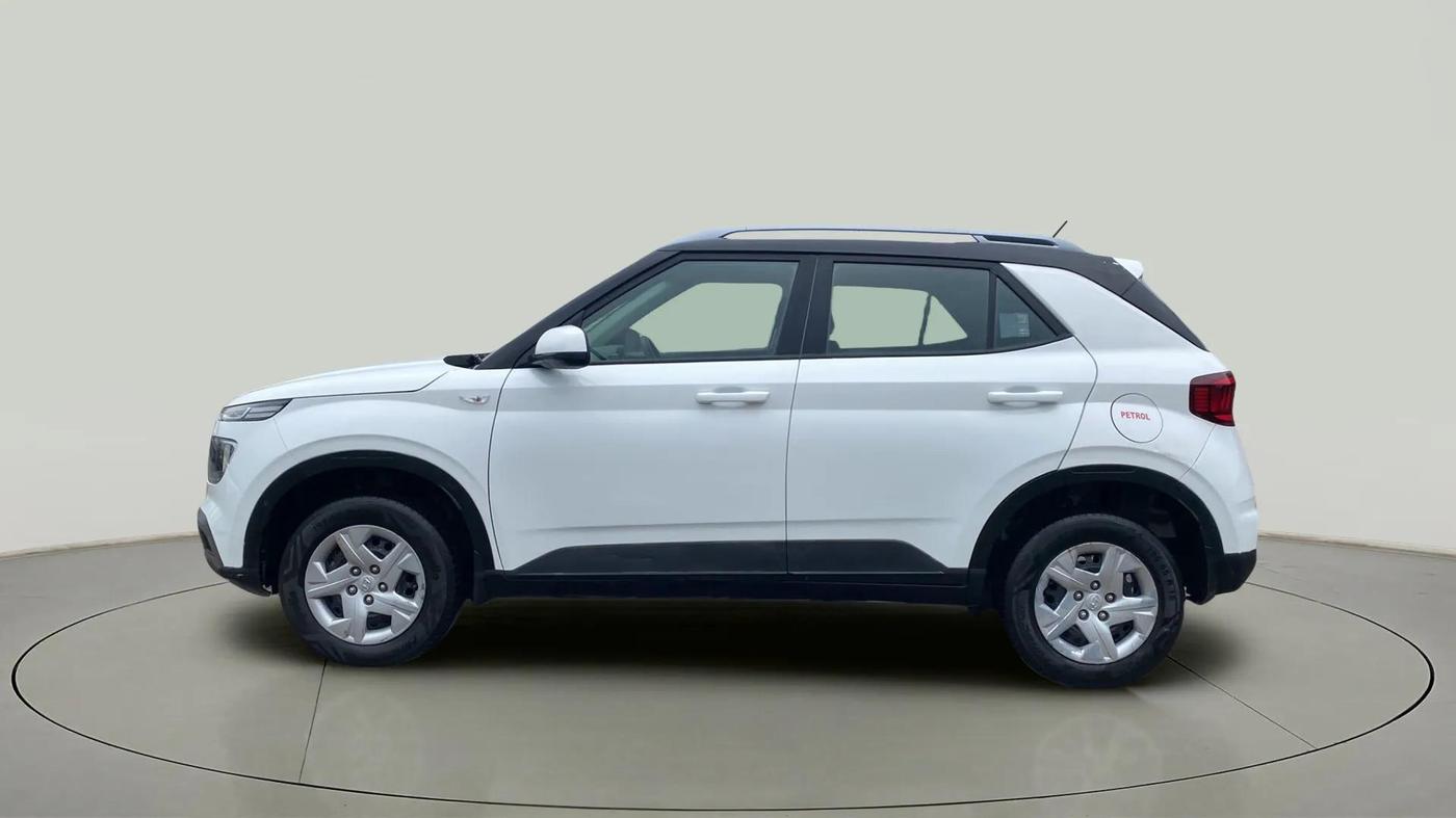 2021 Hyundai VENUE S 1.2, Petrol, Manual, 29,446 km, Left Side