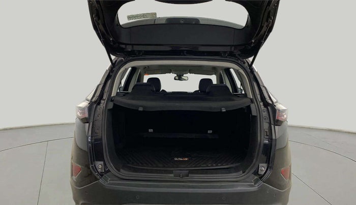 2020 Tata Harrier XZ PLUS 2.0L DARK EDITION, Diesel, Manual, 60,716 km, Boot Inside