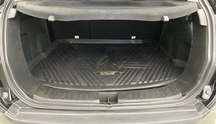 2020 Tata Harrier XZ PLUS 2.0L DARK EDITION, Diesel, Manual, 60,716 km, Boot Open Zoomed View