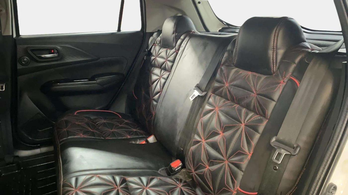 2024 Maruti Swift VXi (O) AMT, Petrol, Automatic, 12,249 km, Right Side Rear Door Cabin