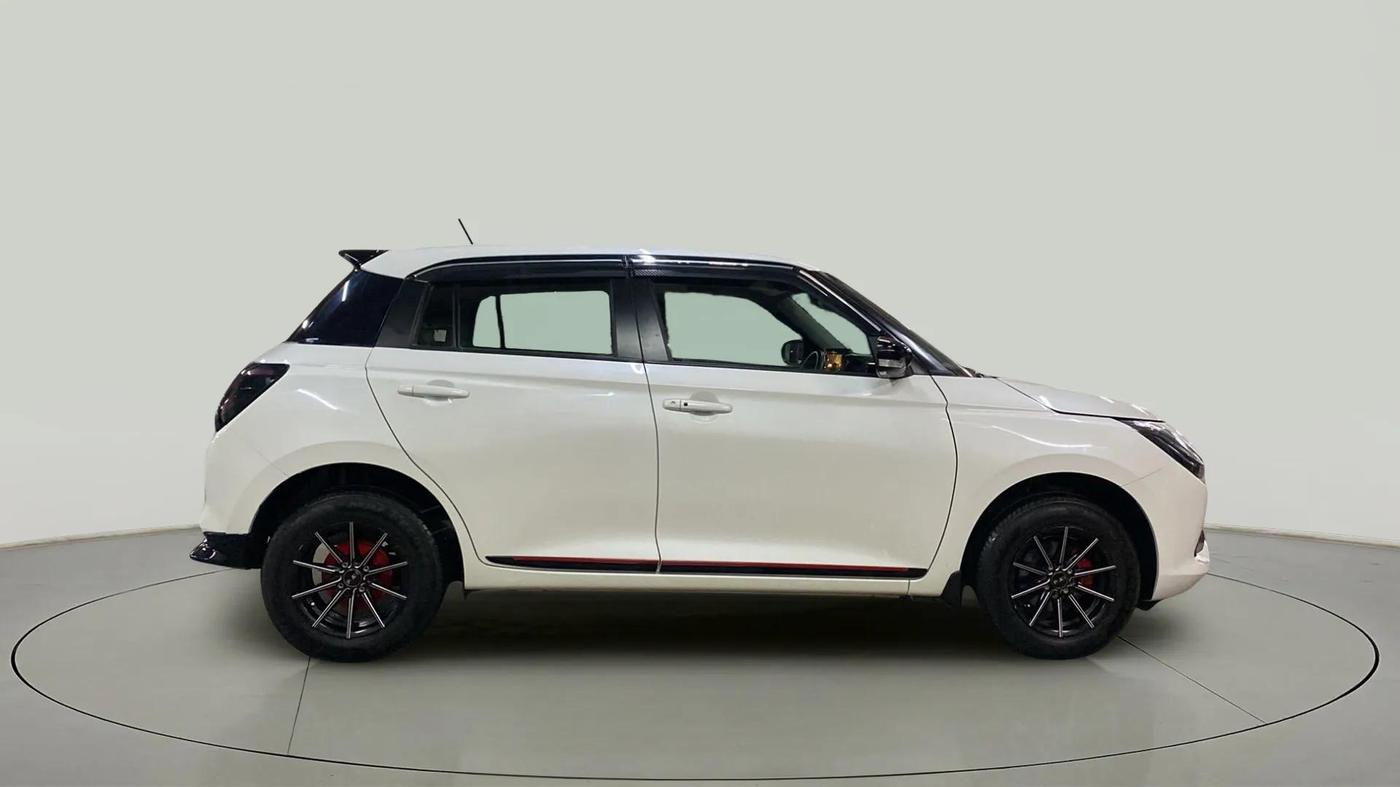 2024 Maruti Swift VXi (O) AMT, Petrol, Automatic, 12,249 km, Right Side View