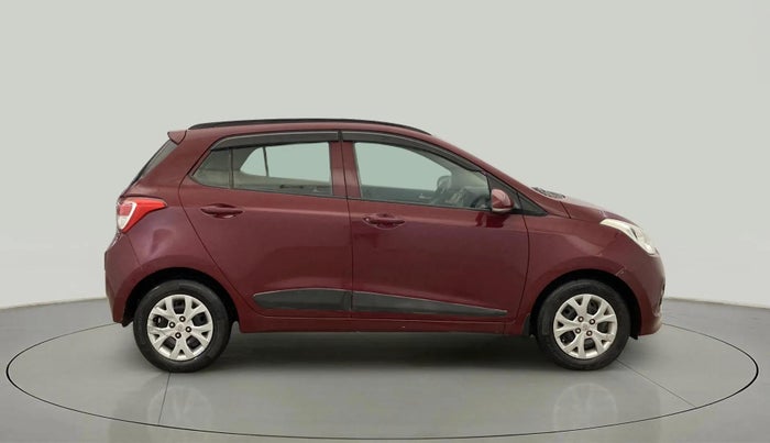2015 Hyundai Grand i10 SPORTZ 1.2 KAPPA VTVT, Petrol, Manual, 73,063 km, Right Side View
