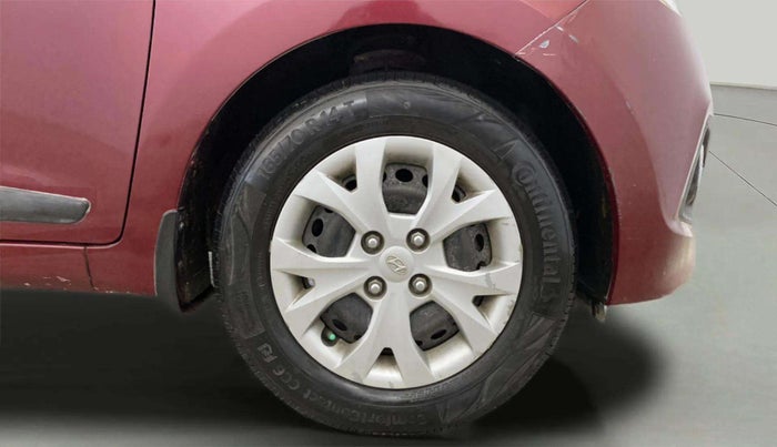 2015 Hyundai Grand i10 SPORTZ 1.2 KAPPA VTVT, Petrol, Manual, 73,063 km, Right Front Wheel