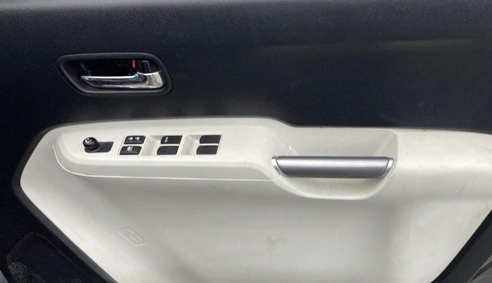 2022 Maruti IGNIS ZETA 1.2, Petrol, Manual, 54,239 km, Driver Side Door Panels Control