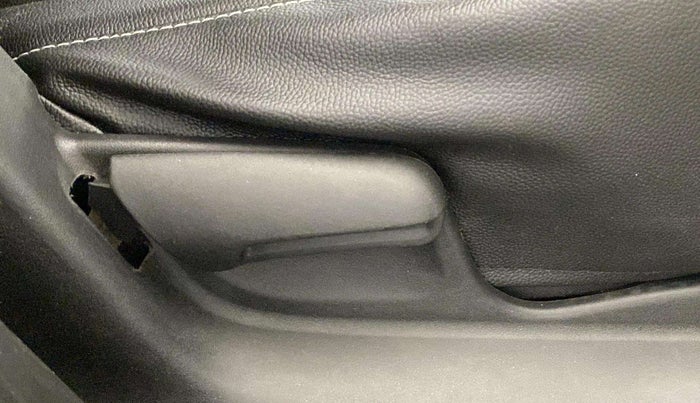 2017 Maruti Swift VXI, Petrol, Manual, 68,300 km, Driver Side Adjustment Panel