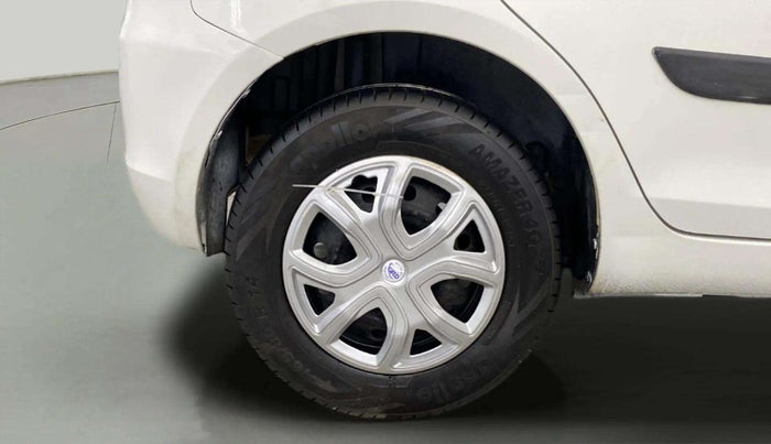 2017 Maruti Swift VXI, Petrol, Manual, 68,300 km, Right Rear Wheel