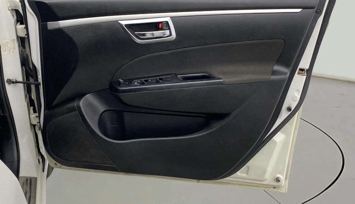 2017 Maruti Swift VXI, Petrol, Manual, 68,300 km, Driver Side Door Panels Control