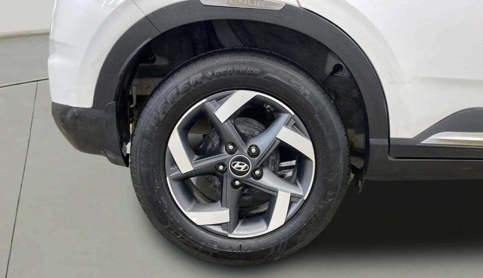 2021 Hyundai VENUE SX 1.0 (O) TURBO IMT, Petrol, Manual, 55,087 km, Right Rear Wheel