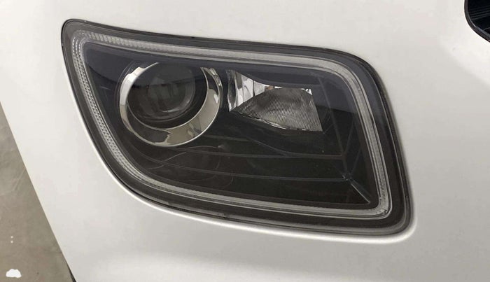 2021 Hyundai VENUE SX 1.0 (O) TURBO IMT, Petrol, Manual, 55,087 km, Right headlight - Minor scratches