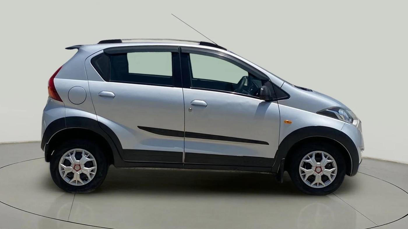 2017 Datsun Redi Go S 1.0, Petrol, Manual, 29,299 km, Right Side View