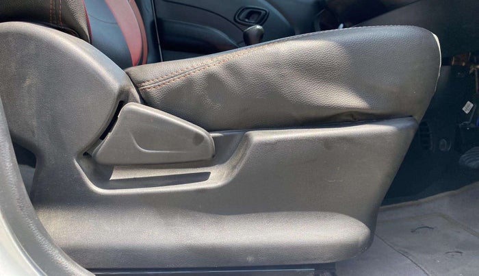 2017 Datsun Redi Go S 1.0, Petrol, Manual, 29,299 km, Driver Side Adjustment Panel