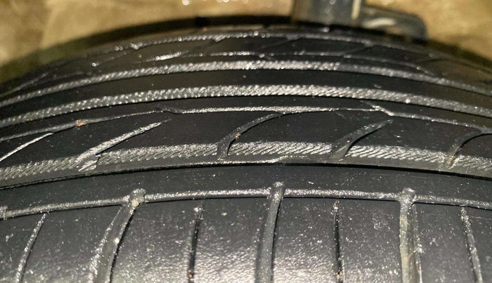 2018 Maruti Celerio ZXI, Petrol, Manual, 53,764 km, Left Front Tyre Tread