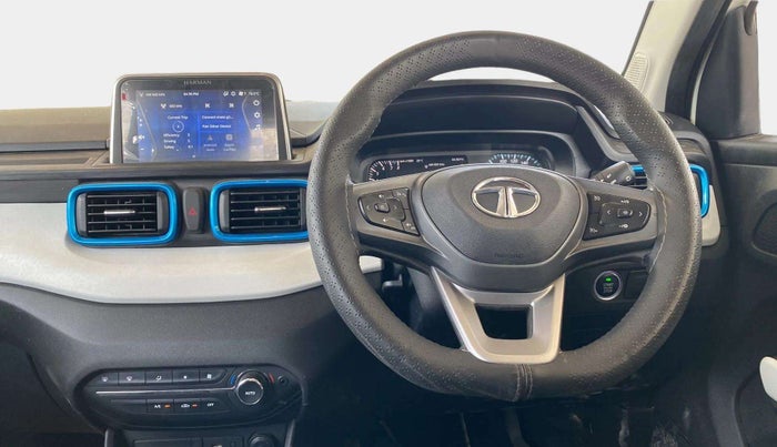 2022 Tata PUNCH CREATIVE  MT, Petrol, Manual, 13,781 km, Steering Wheel Close Up