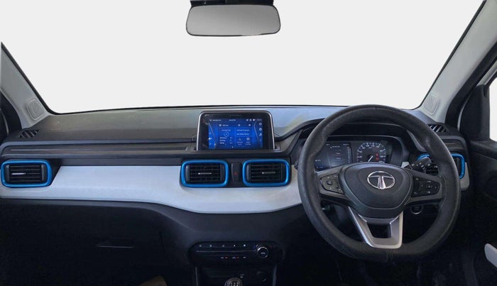 2022 Tata PUNCH CREATIVE  MT, Petrol, Manual, 13,781 km, Dashboard