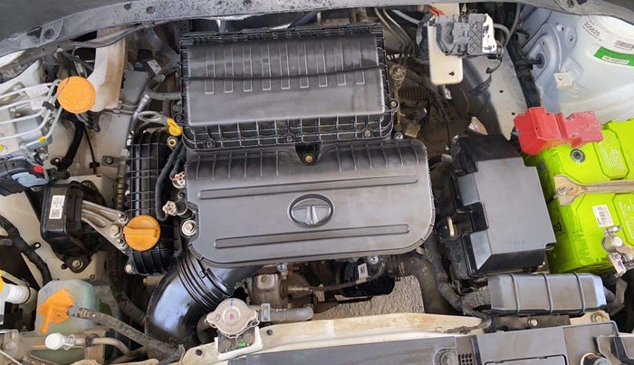 2022 Tata PUNCH CREATIVE  MT, Petrol, Manual, 13,781 km, Open Bonet
