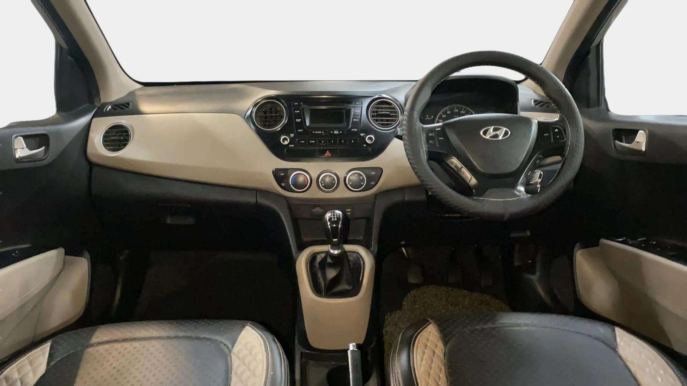 2016 Hyundai Grand i10 SPORTZ 1.1 CRDI, Diesel, Manual, 96,320 km, Dashboard