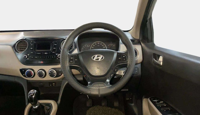 2016 Hyundai Grand i10 SPORTZ 1.1 CRDI, Diesel, Manual, 96,517 km, Steering Wheel Close Up
