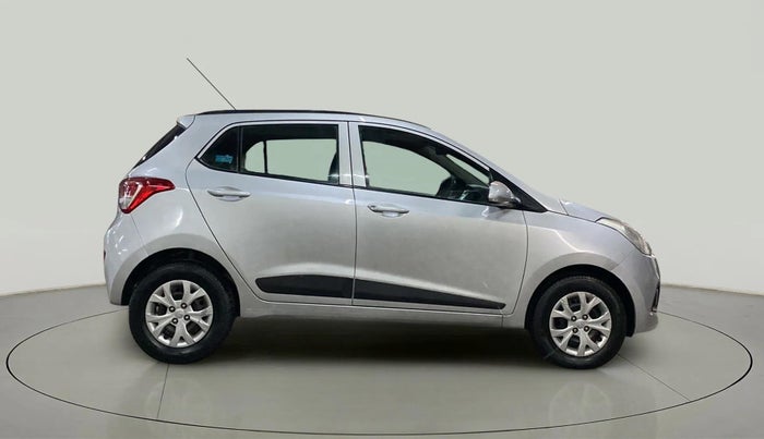 2016 Hyundai Grand i10 SPORTZ 1.1 CRDI, Diesel, Manual, 96,517 km, Right Side View