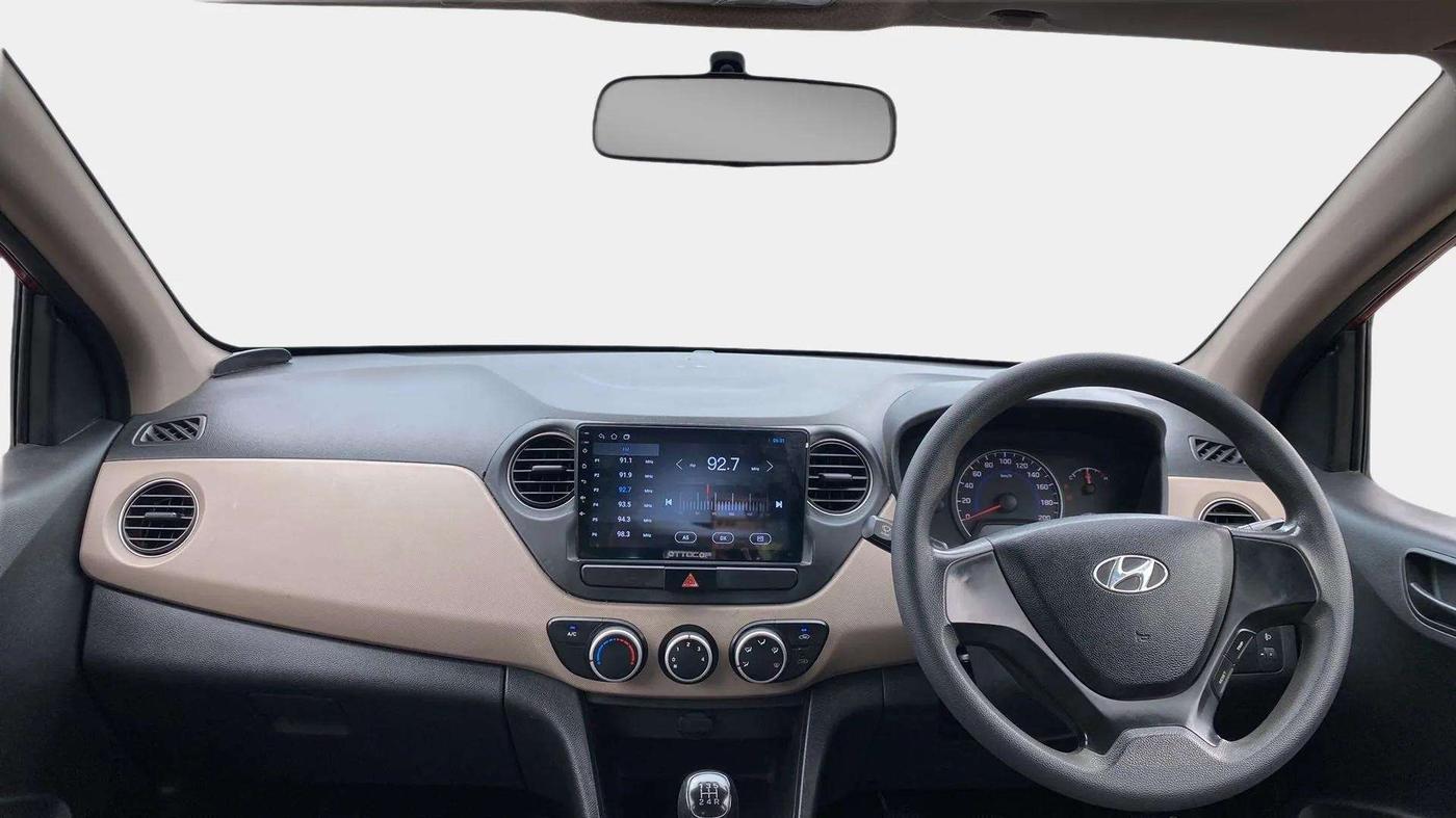 2015 Hyundai Grand i10 MAGNA 1.2 KAPPA VTVT, Petrol, Manual, 90,707 km, Dashboard