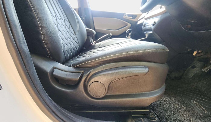 2015 Hyundai Elite i20 ASTA 1.4 CRDI, Diesel, Manual, 96,051 km, Driver Side Adjustment Panel