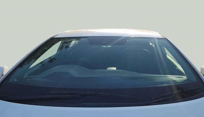 2015 Hyundai Elite i20 ASTA 1.4 CRDI, Diesel, Manual, 96,051 km, Front Windshield