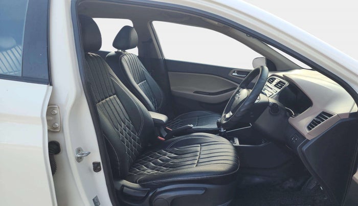 2015 Hyundai Elite i20 ASTA 1.4 CRDI, Diesel, Manual, 96,051 km, Right Side Front Door Cabin